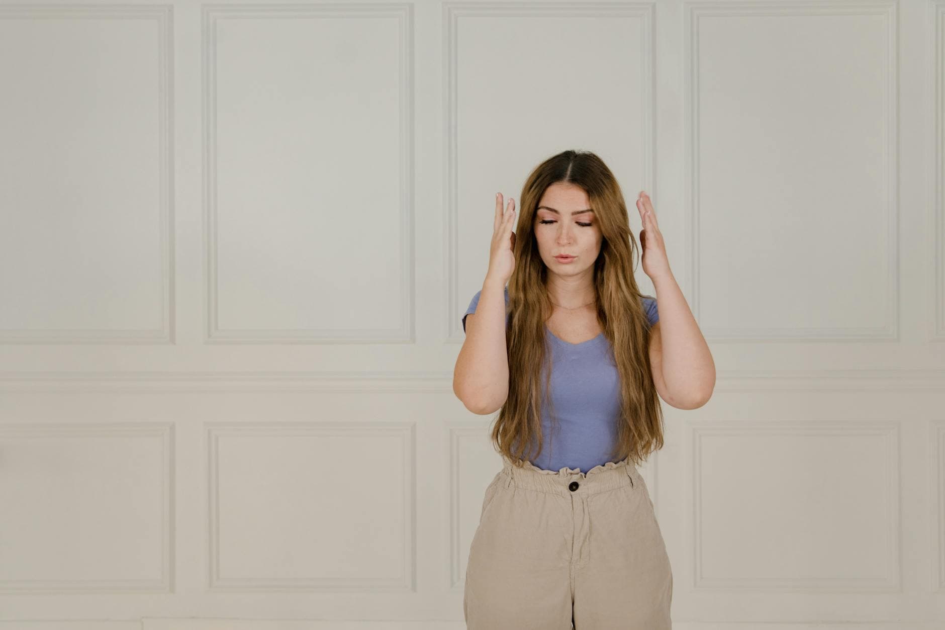 5 Signs You Lack Emotional Awareness in Non-Monogamy