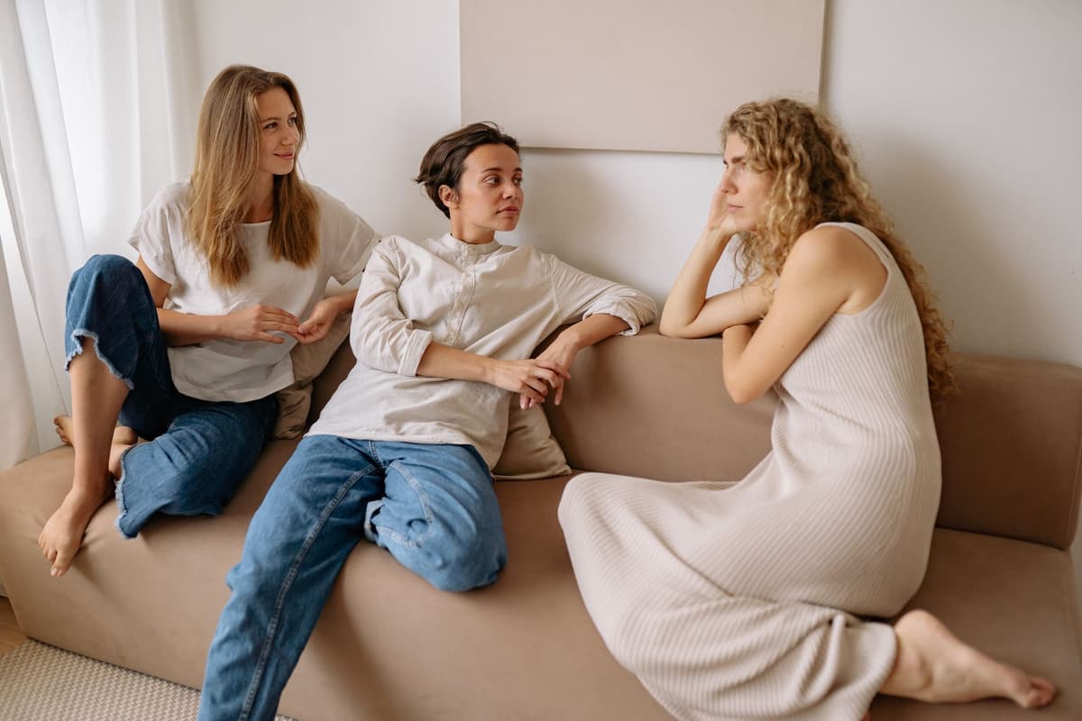 7 Things Not To Say to a Polyamorous Person