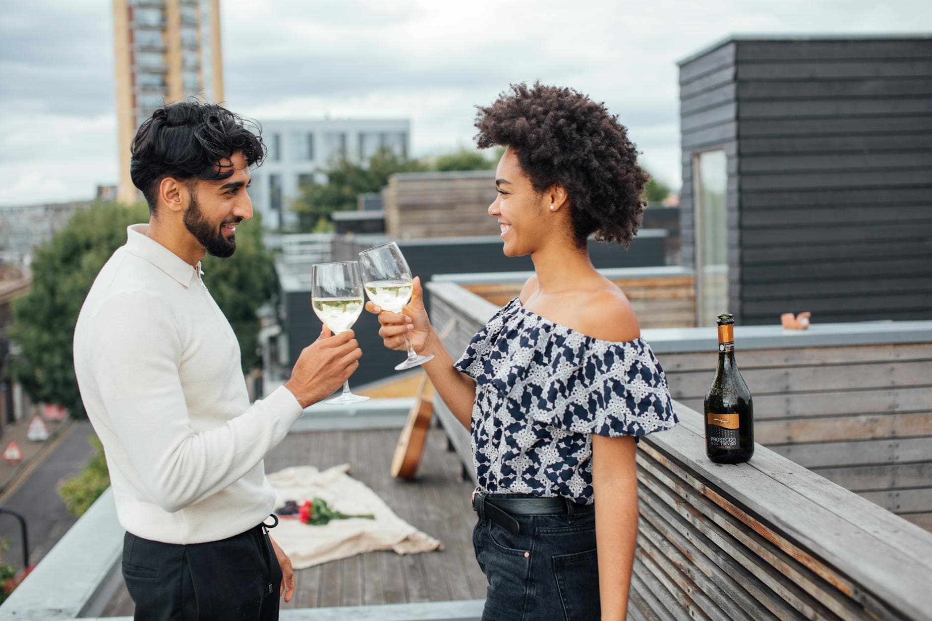 Never Have a Boring Date Again: Ask Powerful Questions!