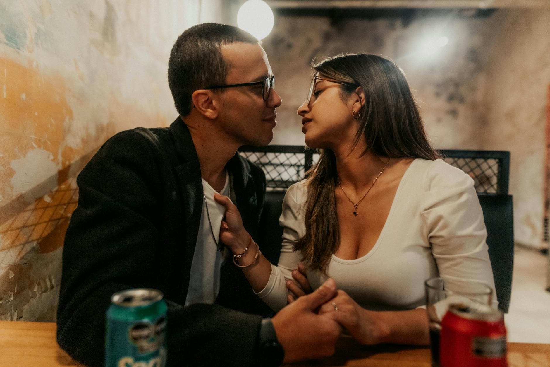 Polyamorous Dating Can Be Exhausting - And That’s OK